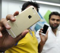 Căng thẳng Trung-Ấn khiến nhà máy Apple ngừng hoạt động